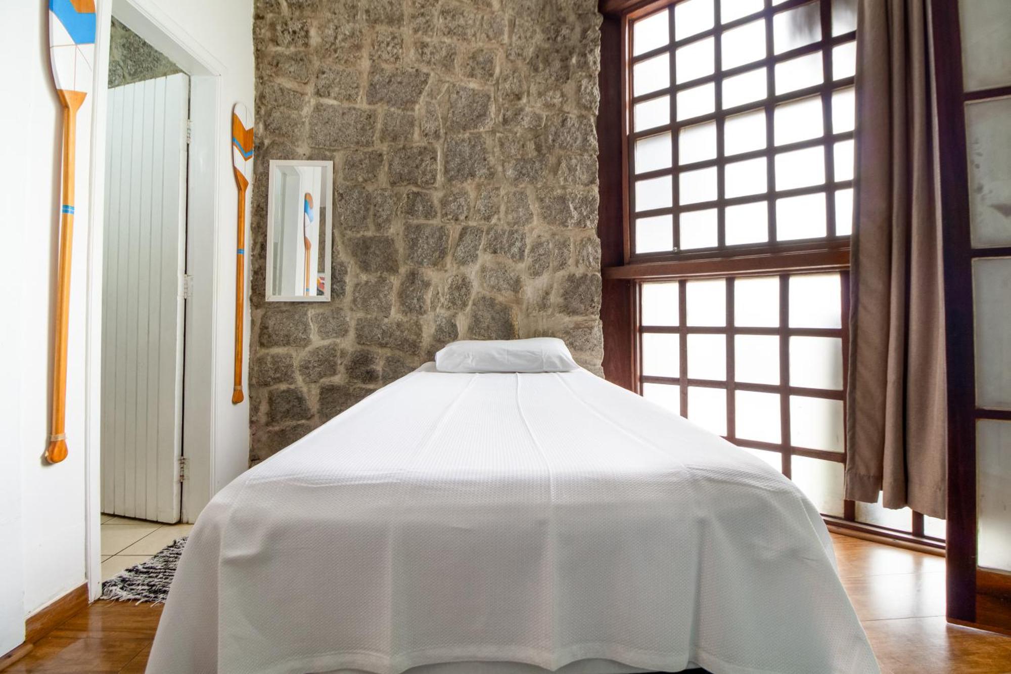 Velinn Pousada Guarubela Villa Vittoria Ilhabela Habitación foto
