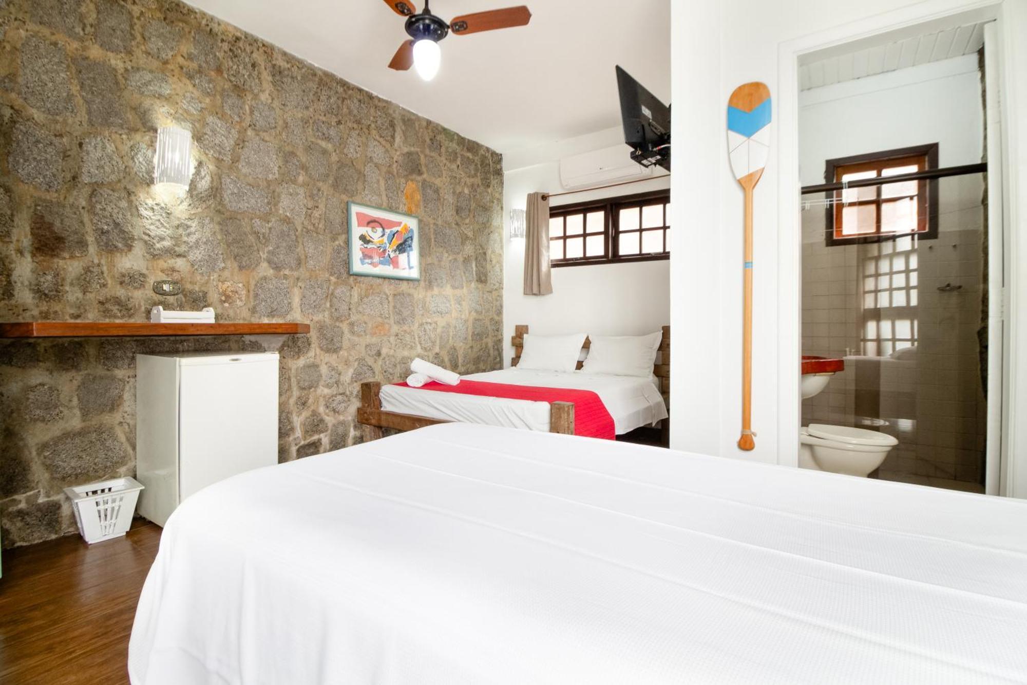 Velinn Pousada Guarubela Villa Vittoria Ilhabela Habitación foto