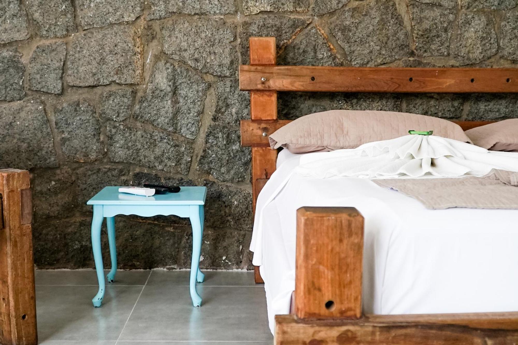 Velinn Pousada Guarubela Villa Vittoria Ilhabela Habitación foto