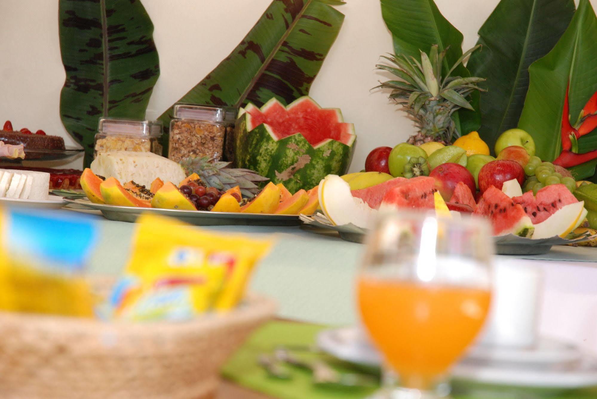 Velinn Pousada Guarubela Villa Vittoria Ilhabela Exterior foto